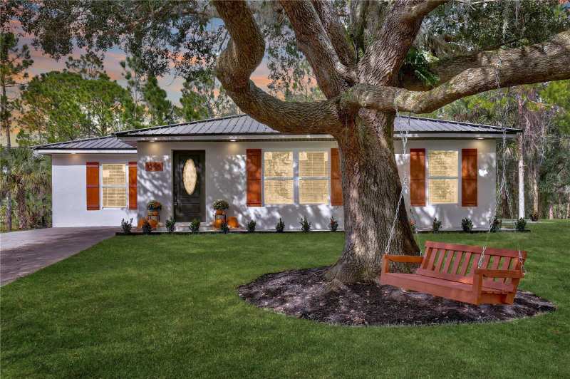 4 bedroom Single Family Residence at 1255 Flint Trail, Lake Harney Estates 5 Acre Dev 256 Parcels, Geneva — photo 1