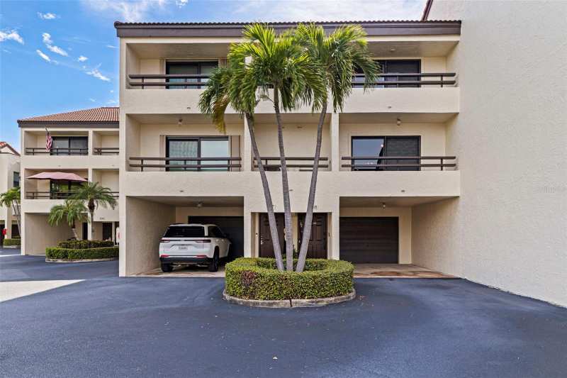 2 bedroom Townhouse at 120 1st Street #108, Village At Tierra Verde Condo, Tierra Verde — photo 1