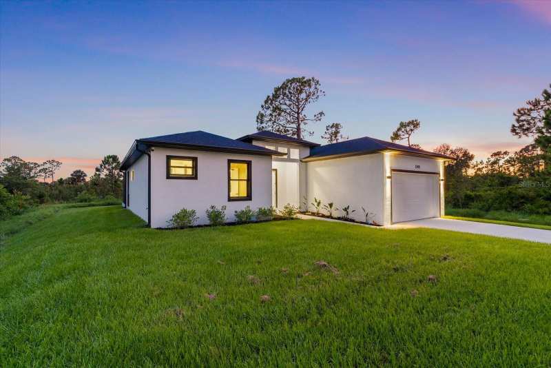 3 bedroom Single Family Residence at 12415 Mellon Avenue, Port Charlotte Sec 047, Port Charlotte — photo 1