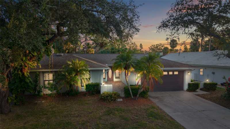 3 bedroom Single Family Residence at 4369 Marine Parkway, Gulf Harbors Woodlands, New Port Richey — photo 1