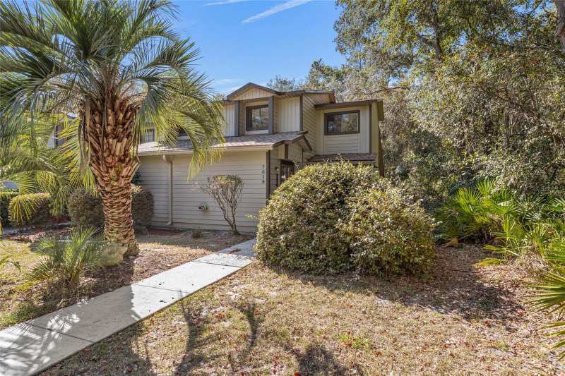 2 bedroom Townhouse at 7018 NW 52nd Terrace, Blues Creek Unit 1 Rep, Gainesville — photo 1
