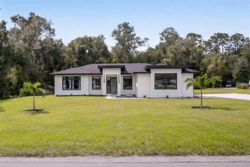 3 bedroom Single Family Residence at 243 Deerfoot Road, Martin Dodges Sub, Deland — photo 1