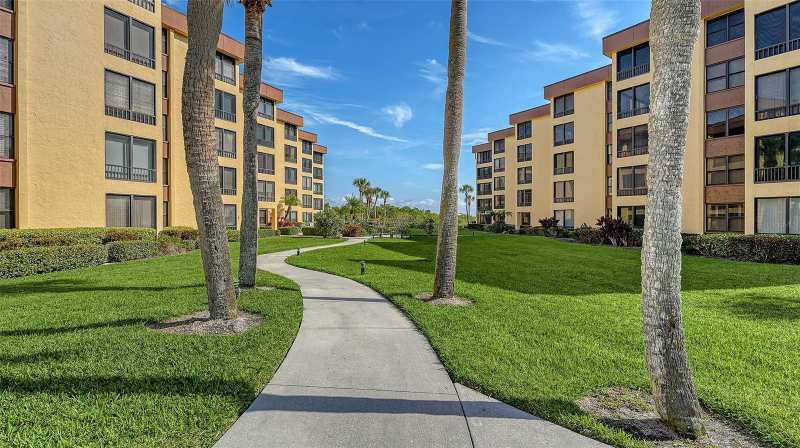 2 bedroom Condominium at 8779 Midnight Pass Road #502H, Island Reef II Ph 1 2 & 3, Sarasota — photo 1