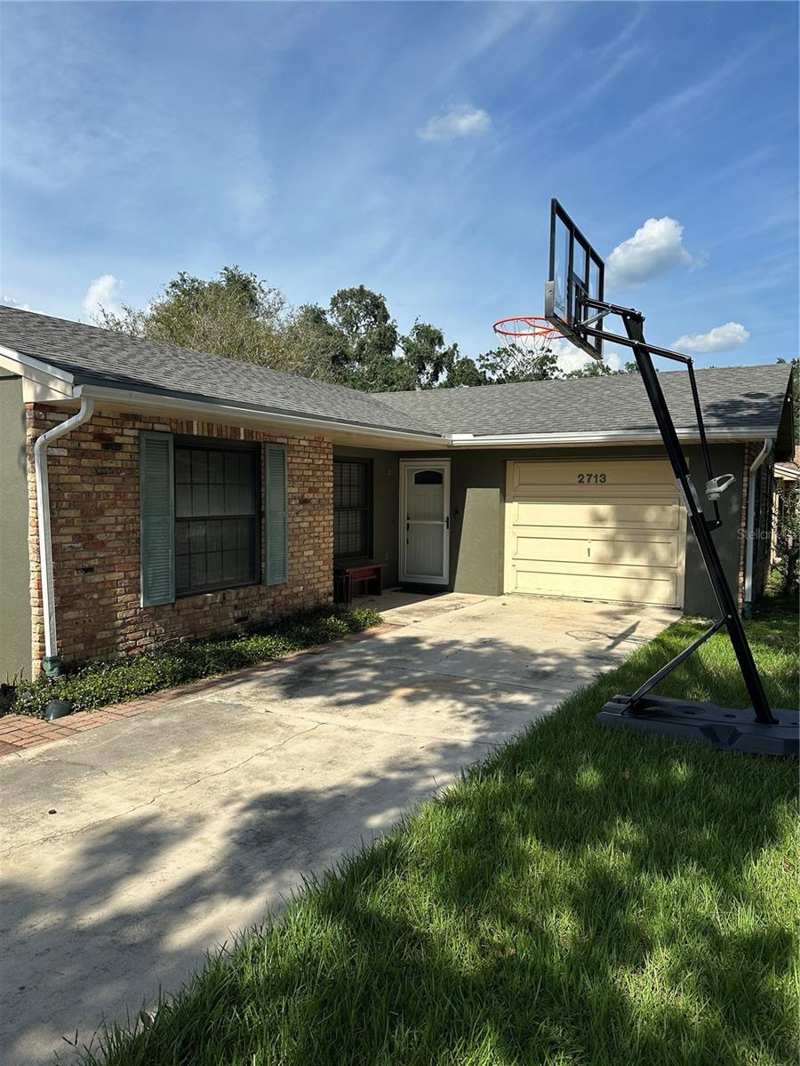 3 bedroom Single Family Residence at 2713 Beacon Street, Eustis Bay State South Ph 01, Eustis — photo 1