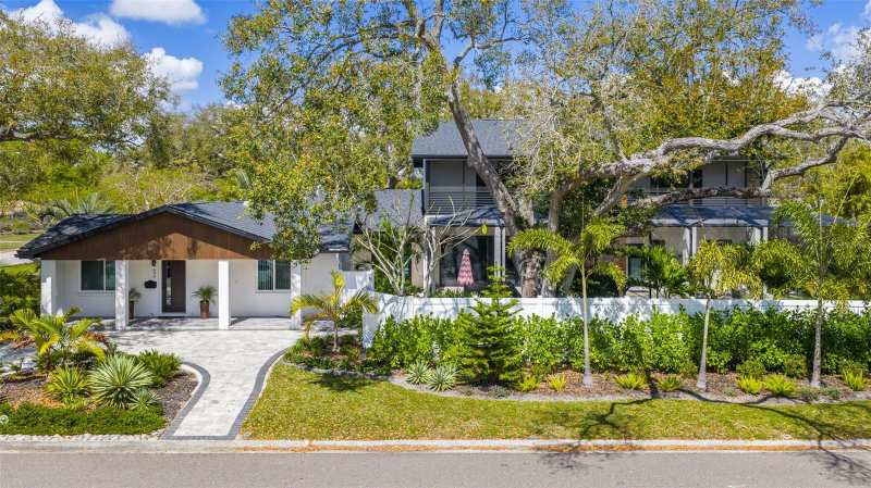 5 bedroom Single Family Residence at 639 43rd Avenue, Bennington Sub, St Petersburg — photo 1
