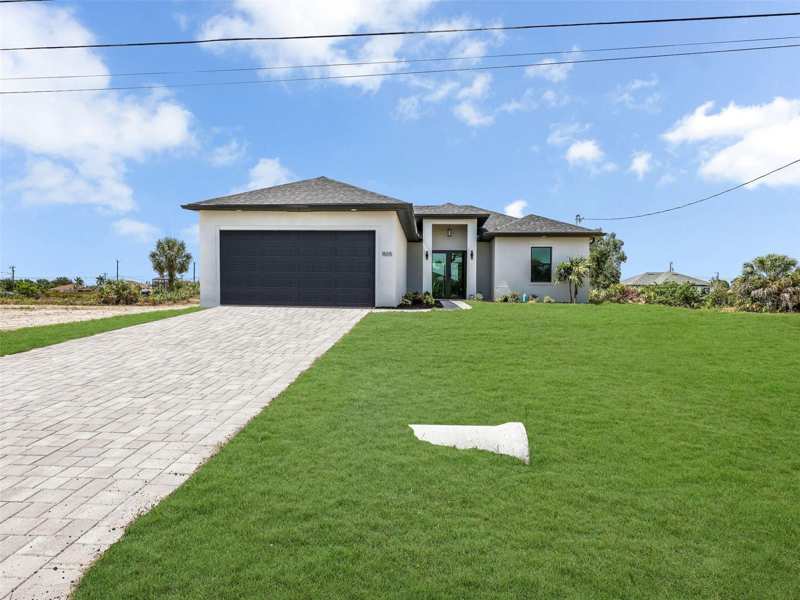 3 bedroom Single Family Residence at 1505 NW 17th Street, Cape Coral, Cape Coral — photo 1