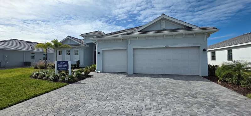 3 bedroom Single Family Residence at 8140 Shore Lake Drive, Palm Lk/Coco Bay, Englewood — photo 1