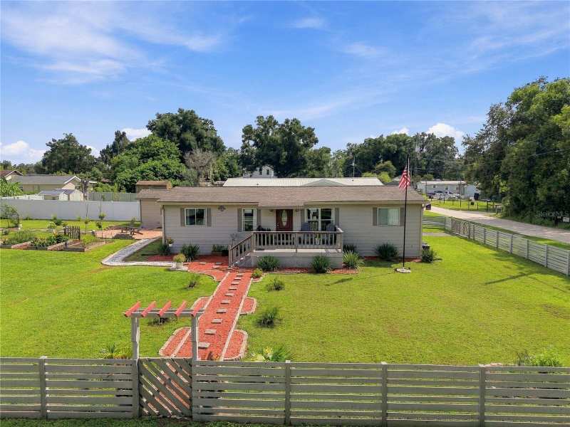 3 bedroom Manufactured Home at 14934 Douglas Street, Dade City, Dade City — photo 1