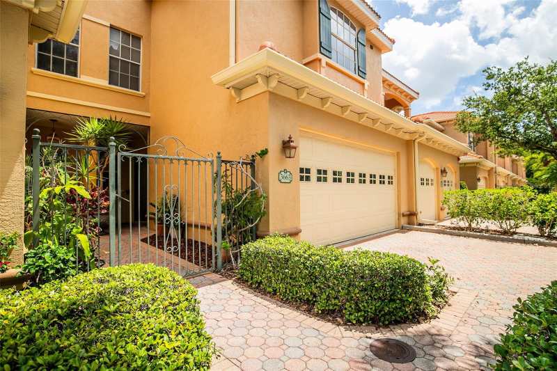 3 bedroom Townhouse at 3663 Square West Lane #12, Palmer Square West, Sarasota — photo 1
