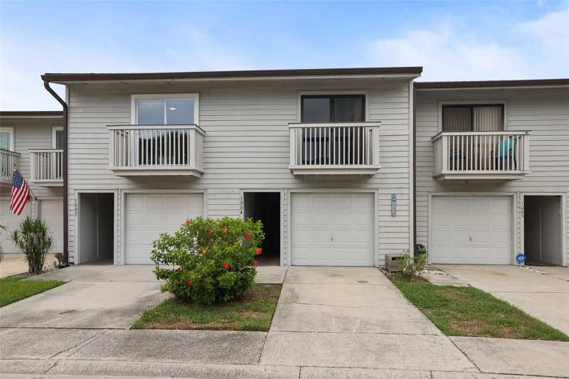 2 bedroom Condominium at 6436 92nd Place #1004, Lake Forest Condo, Pinellas Park — photo 1