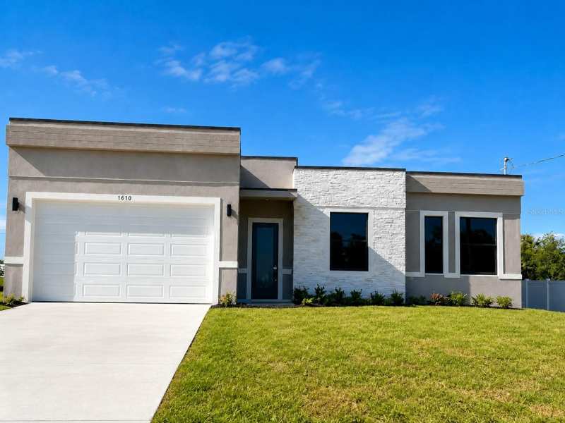 3 bedroom Single Family Residence at 1610 NE 34th Street, Cape Coral, Cape Coral — photo 1