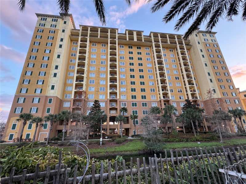 2 bedroom Condo - Hotel at 8125 Resort Village Drive #5304, Lake Buena Vista Resort Vlg 4 Condo, Orlando — photo 1