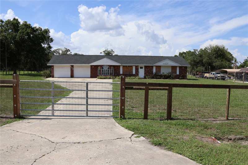 4 bedroom Single Family Residence at 699 Baker Street, Orange Grove Estates, Wauchula — photo 1
