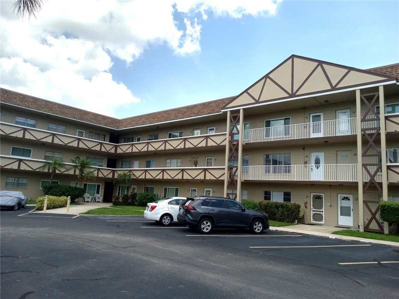 2 bedroom Condominium at 2464 Australia Way #14, On Top Of The World, Clearwater — photo 1