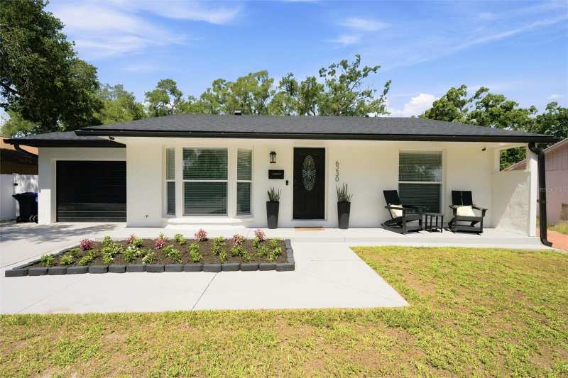 3 bedroom Single Family Residence at 6230 Cedar Street, Florida Riviera 2, St Petersburg — photo 1