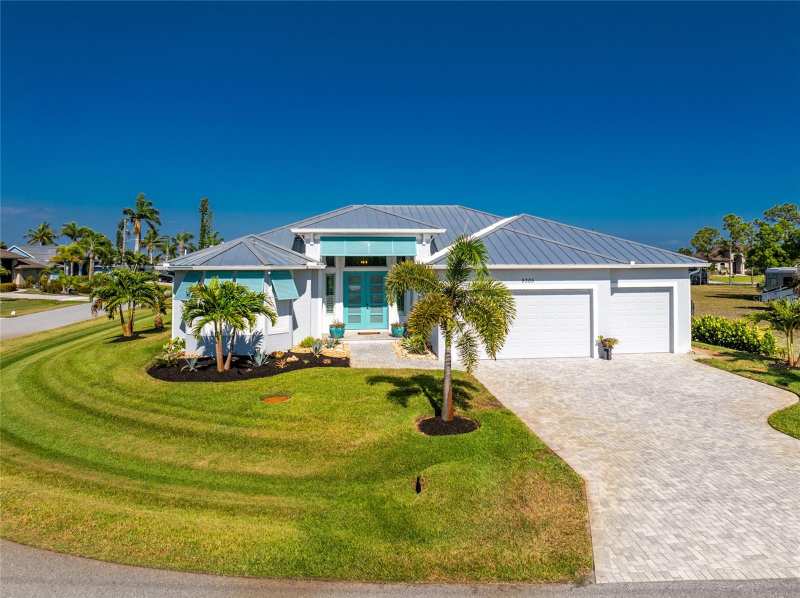3 bedroom Single Family Residence at 9305 Spring Circle, Port Charlotte Sec 081, Port Charlotte — photo 1