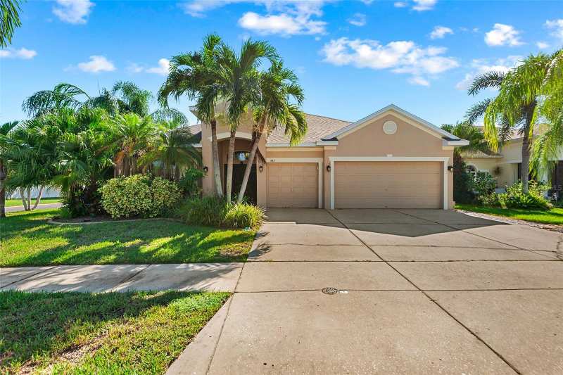 4 bedroom Single Family Residence at 443 York Dale Drive, Mira Lago West Ph 1, Ruskin — photo 1