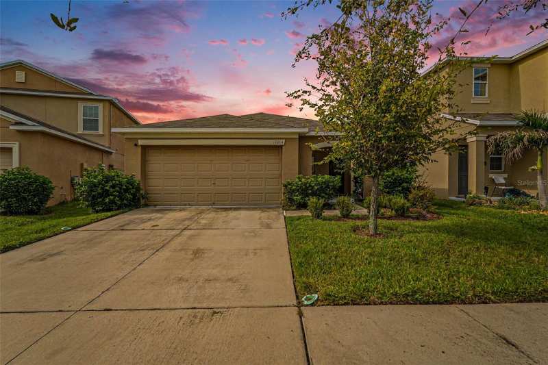 3 bedroom Single Family Residence at 17054 Yellow Pine Street, Vista Palms, Wimauma — photo 1