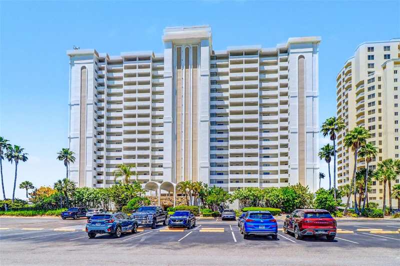 1 bedroom Condominium at 1230 Gulf Boulevard #404, Landmark Towers 1, Clearwater Beach — photo 1