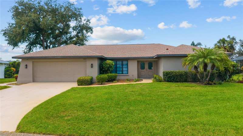 3 bedroom Single Family Residence at 1903 Pebble Beach Court, Jacaranda Country Club West Village, Venice — photo 1
