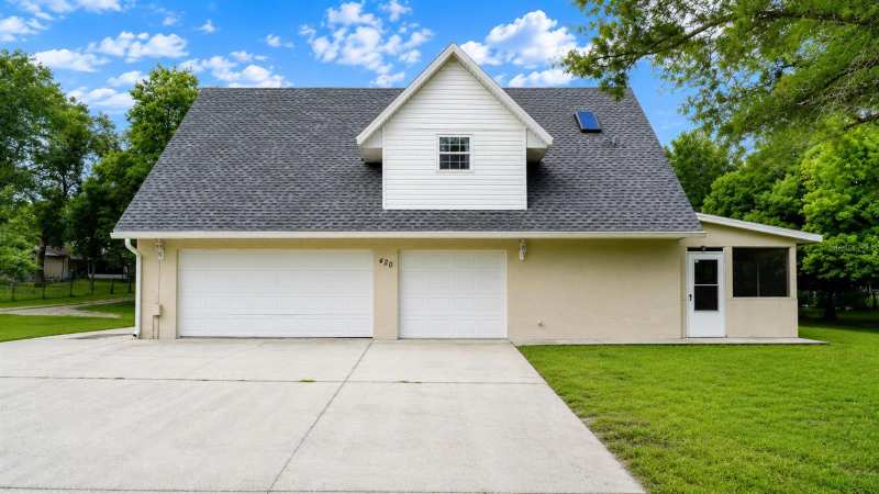 3 bedroom Single Family Residence at 420 E New Hampshire Avenue, Deland, Deland — photo 1