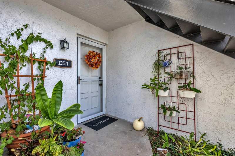 2 bedroom Condominium at 3811 N Oak Drive #E51, Fairoaks North A Condo, Tampa — photo 1