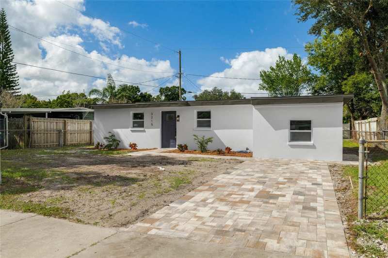 3 bedroom Single Family Residence at 3215 Welborn Way, Clair Mel City Unit 31, Tampa — photo 1
