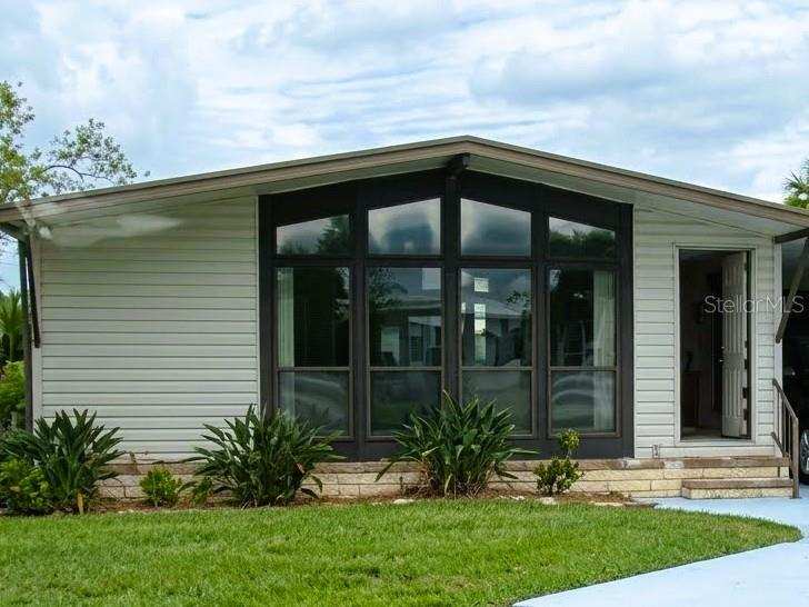 2 bedroom Manufactured Home at 151 Lazy River Road, Lazy River Mhp, North Port — photo 1