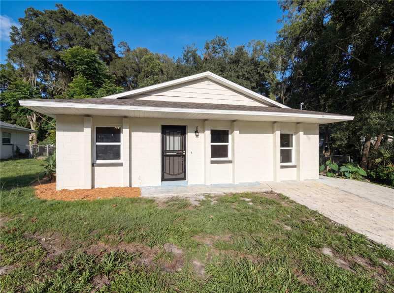 3 bedroom Single Family Residence at 2230 Spring Hollow Drive, Spring Hollow, Orange City — photo 1