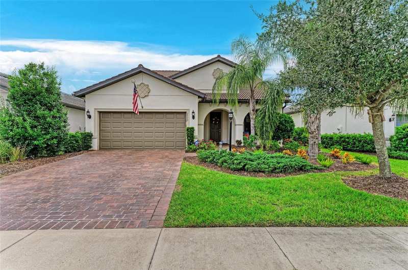 3 bedroom Single Family Residence at 7572 Viola Loop, Del Webb Ph II Subphases 2A, 2B & 2C, Bradenton — photo 1