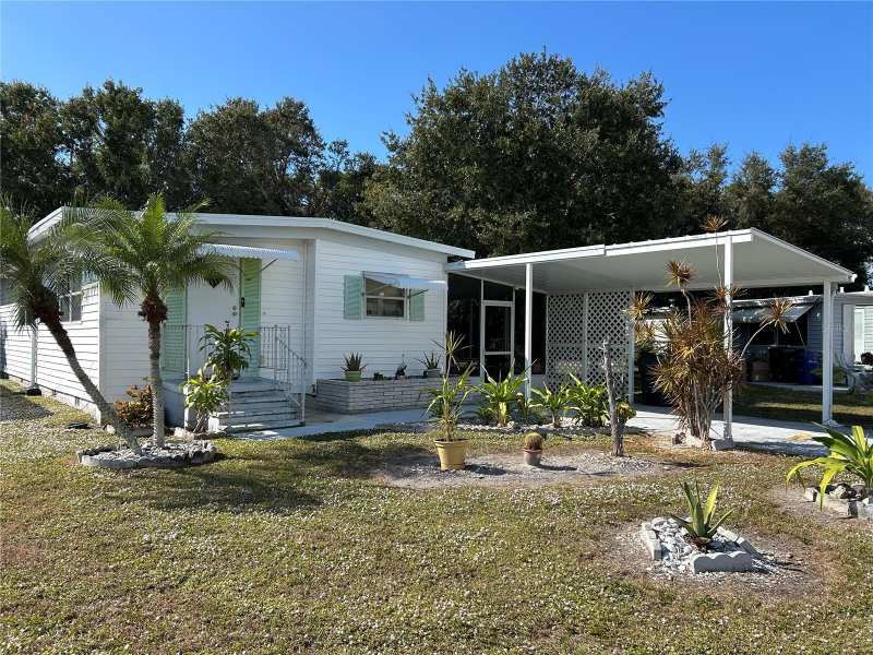 2 bedroom Mobile Home at 5025 Brae Burn Avenue, Tri-Par Estates, Sarasota — photo 1