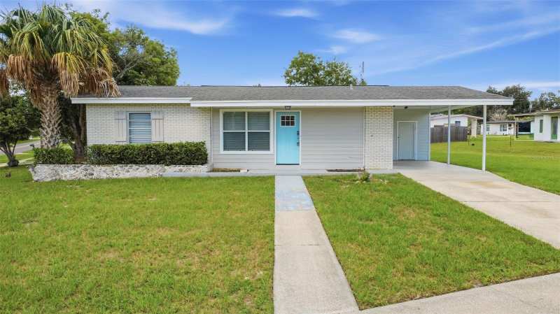 2 bedroom Single Family Residence at 824 Radcliff Street, Deltona Lakes Unit 30, Deltona — photo 1