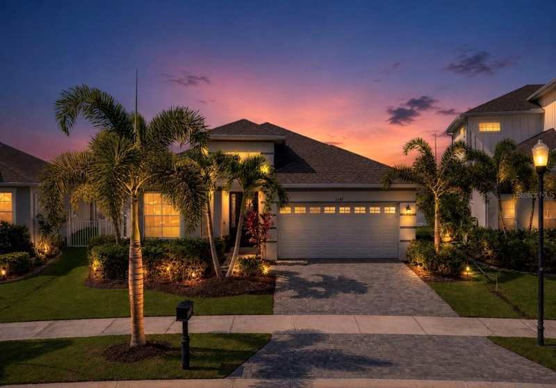 4 bedroom Single Family Residence at 5347 Wishing Arch Drive, Mirabay Prcl 8, Apollo Beach — photo 1