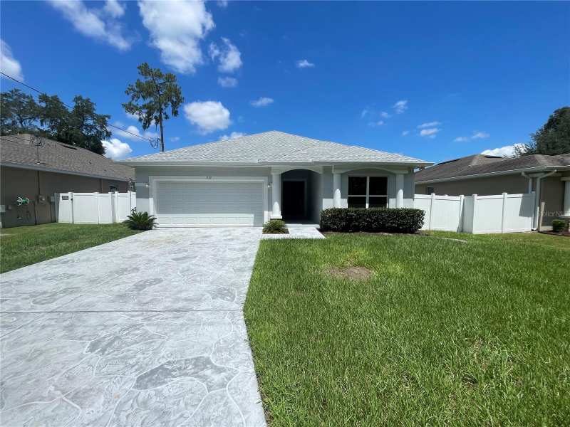 4 bedroom Single Family Residence at 232 Clayton Street, Clayton Sub, Brandon — photo 1