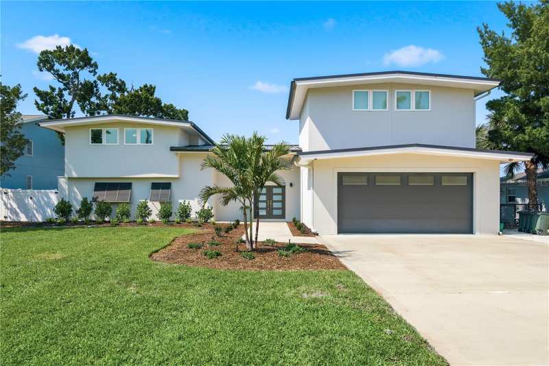 4 bedroom Single Family Residence at 915 Bayshore Drive, Rush Fergusons Sub, Tarpon Springs — photo 1