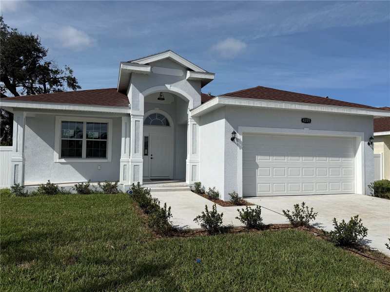 3 bedroom Single Family Residence at 4205 57th Avenue, Orangewood Heights, St Petersburg — photo 1