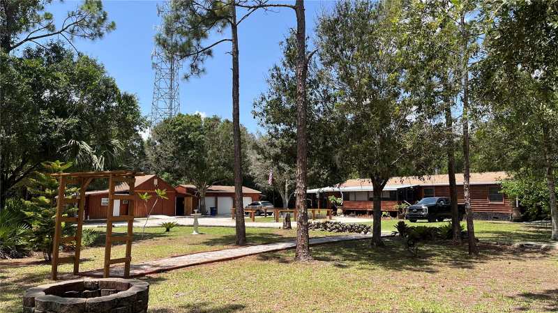 4 bedroom Manufactured Home at 17021 Shelby Lane, Youngblood Ronald E & Donna L, North Fort Myers — photo 1