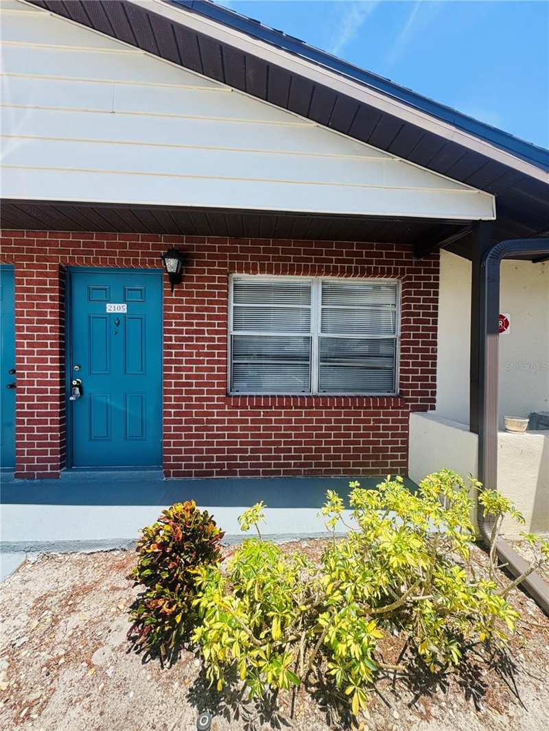 1 bedroom Villa at 24862 US Highway 19 #2105, Hill Crest Villas, Clearwater — photo 1
