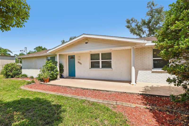 3 bedroom Single Family Residence at 6510 Sunridge Drive, Riverview, Riverview — photo 1