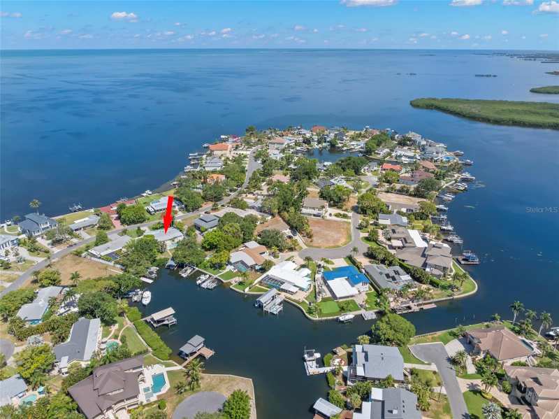3 bedroom Single Family Residence at 121 Carlyle Drive, Indian Bluff Island 2nd Add, Palm Harbor — photo 1