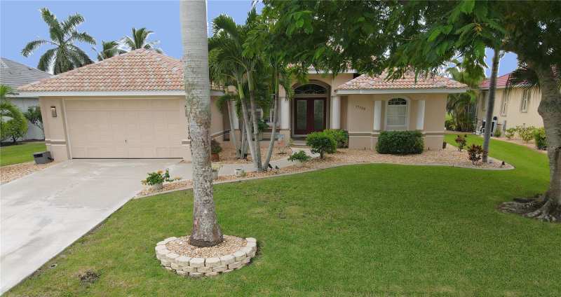 3 bedroom Single Family Residence at 17123 Barcrest Lane, Punta Gorda Isles Sec 21, Punta Gorda — photo 1