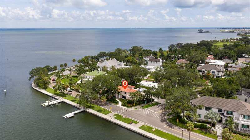 4 bedroom Single Family Residence at 1846 Coffee Pot Boulevard, Snells C Perry North Shore Add Rev Rep, St Petersburg — photo 1