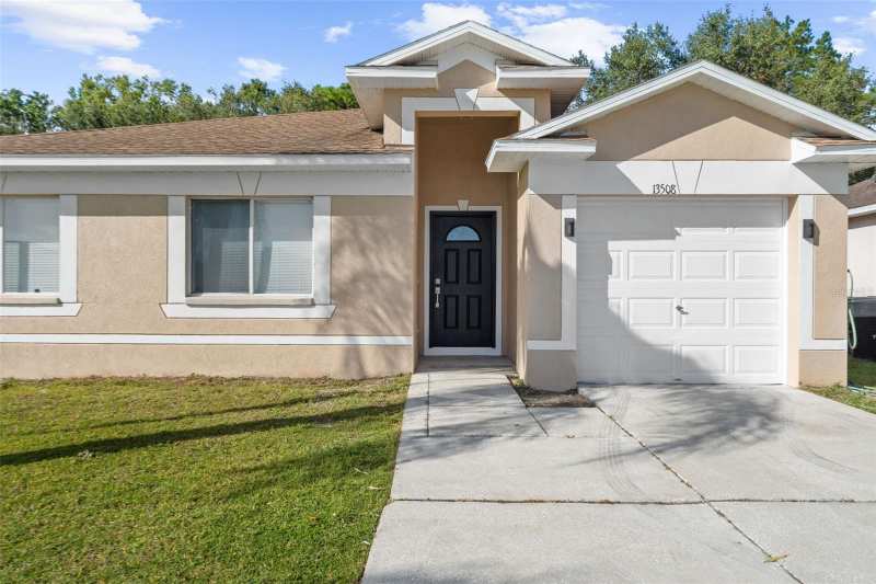 3 bedroom Single Family Residence at 13508 Prestwick Drive, Summerfield Villg 1 Trct 35, Riverview — photo 1
