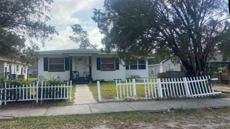 3 bedroom Single Family Residence at 4142 12th Avenue, Tioga Sub, St Petersburg — photo 1