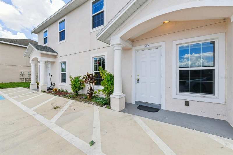 3 bedroom Townhouse at 210 Majors Lane #B, Majors Lane Twnhs, Kissimmee — photo 1