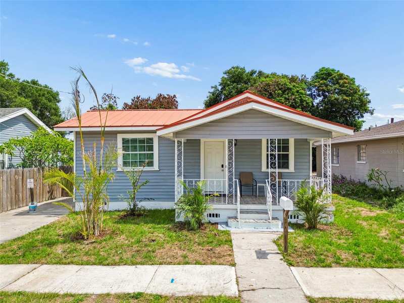 2 bedroom Single Family Residence at 1406 E 23rd Avenue, Panama, Tampa — photo 1