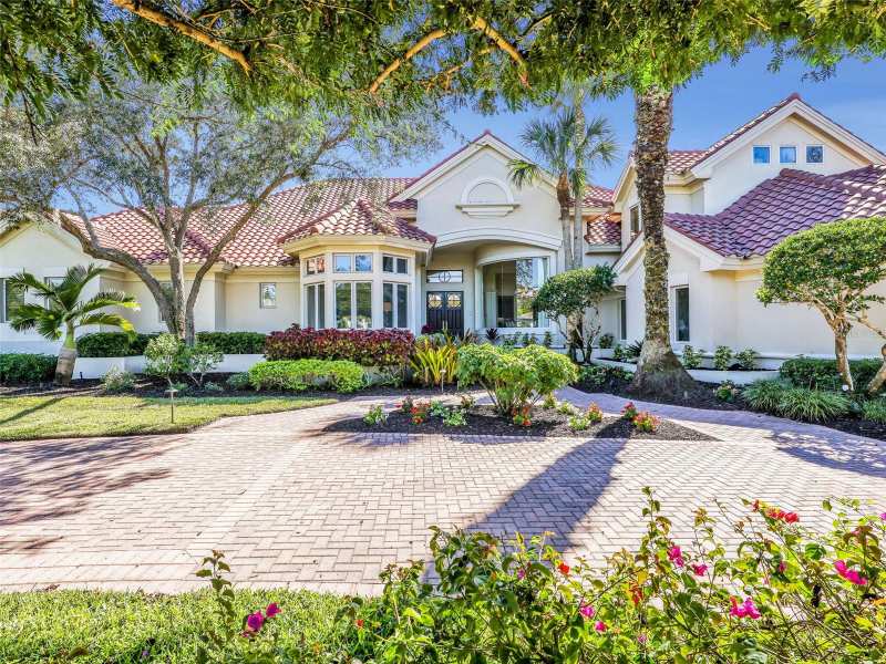 4 bedroom Single Family Residence at 6320 Burnham Road, Quail West Unit 1 Rep, Naples — photo 1