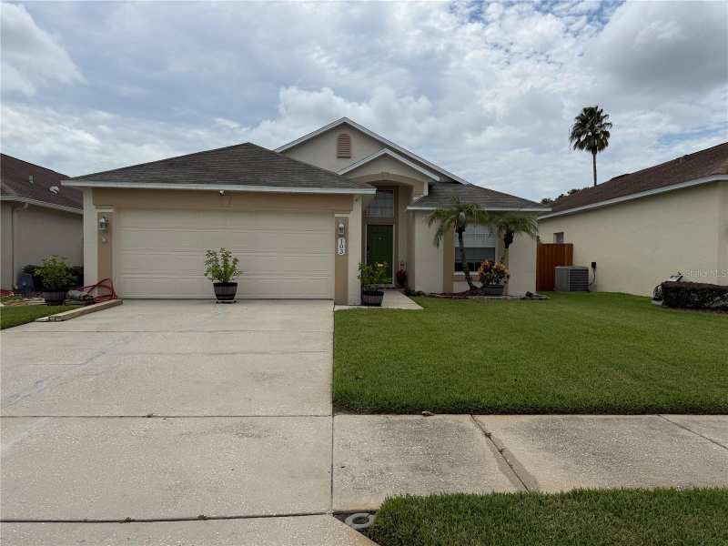 3 bedroom Single Family Residence at 103 Prince Place, Mayfair Oaks, Sanford — photo 1