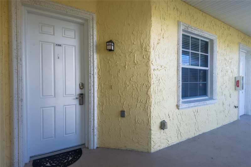 1 bedroom Condominium at 21032 Picasso Court #205, Caliente Apts Condo, Land O Lakes — photo 1