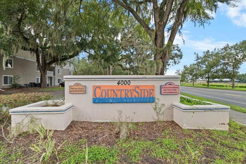 4 bedroom Condominium at 4000 SW 23rd Street #4-105, Countryside University, Gainesville — photo 1
